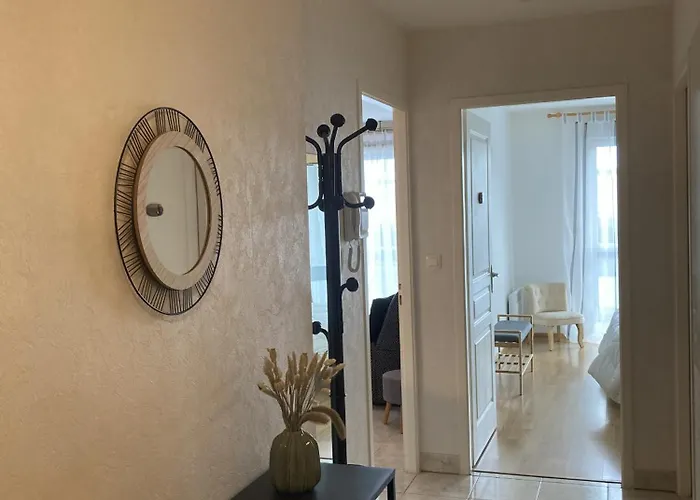 La Belle Etape - 2 Etoiles 公寓 *